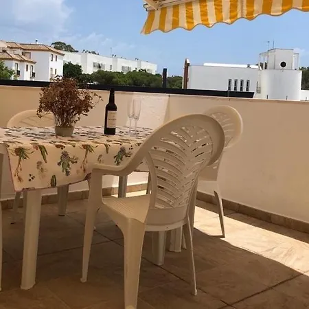 Isabel Maria Apartment